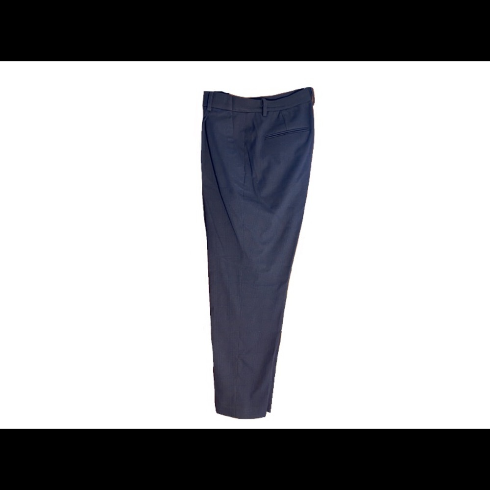 Women’s Uniqlo 2-way stretch tapered ankle pants